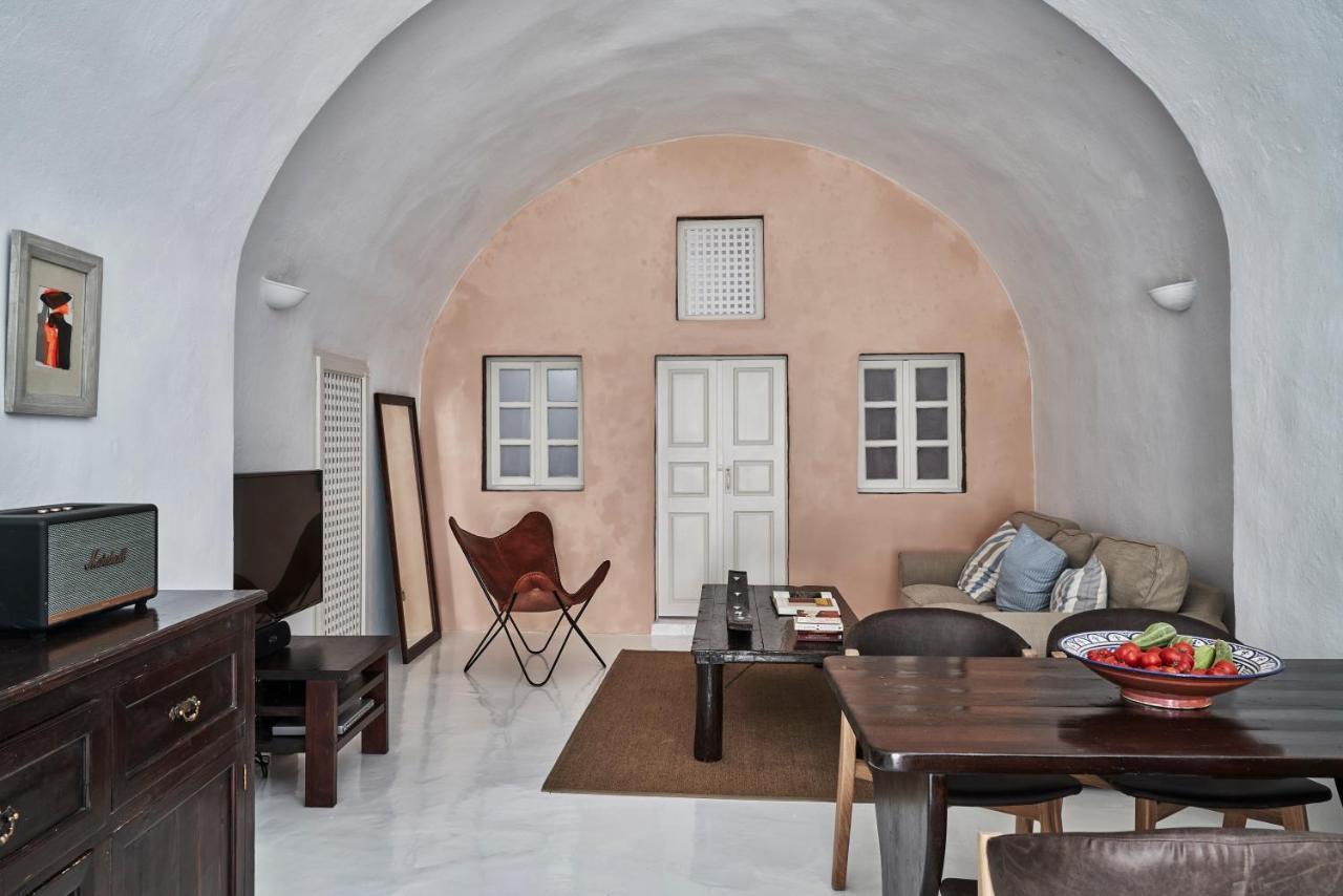 2 Bedroom Charming Villa With Outdoors Jacuzzi メガロホリ エクステリア 写真